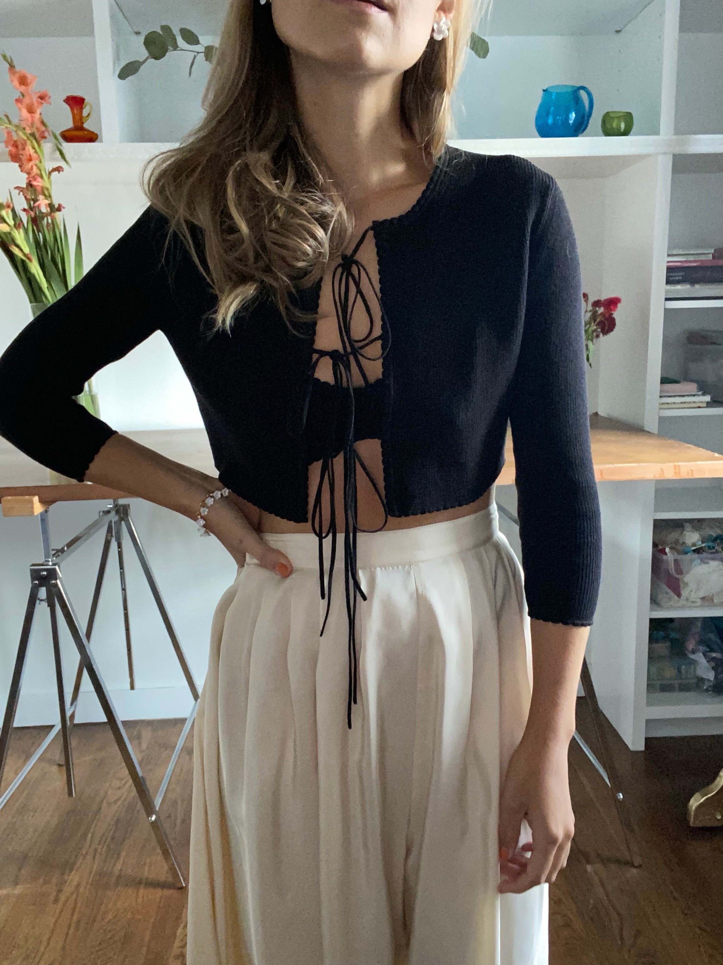 JENNY SCALLOPED CARDIGAN IN SUPERBLACK – Ply-Knits